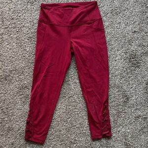 Chic High-Waisted Burgundy Leggings